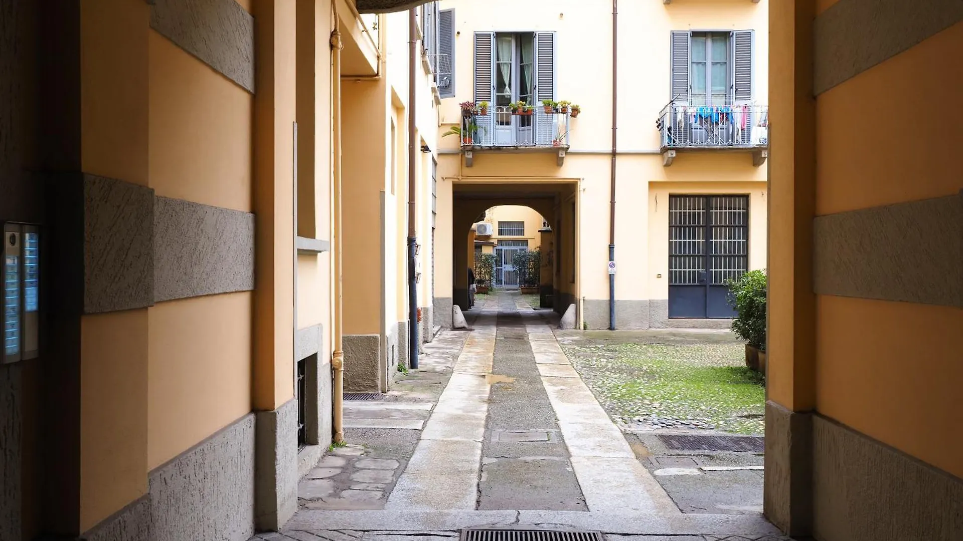 Aleardi 14 - Suite Apartment Milan